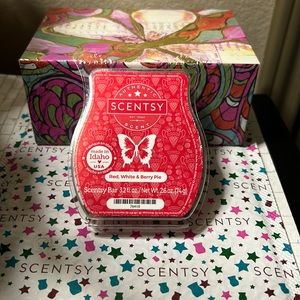 Red, White & Berry Pie Scentsy Wax Bar